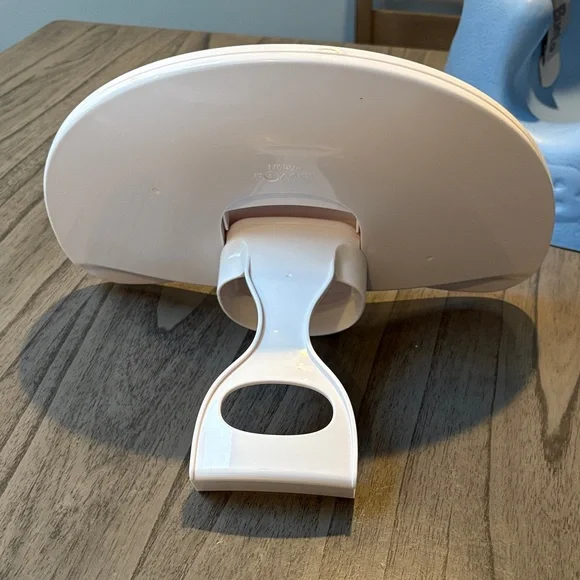 Bumbo Baby Seat with Nuby Tray - Picture 10 of 10